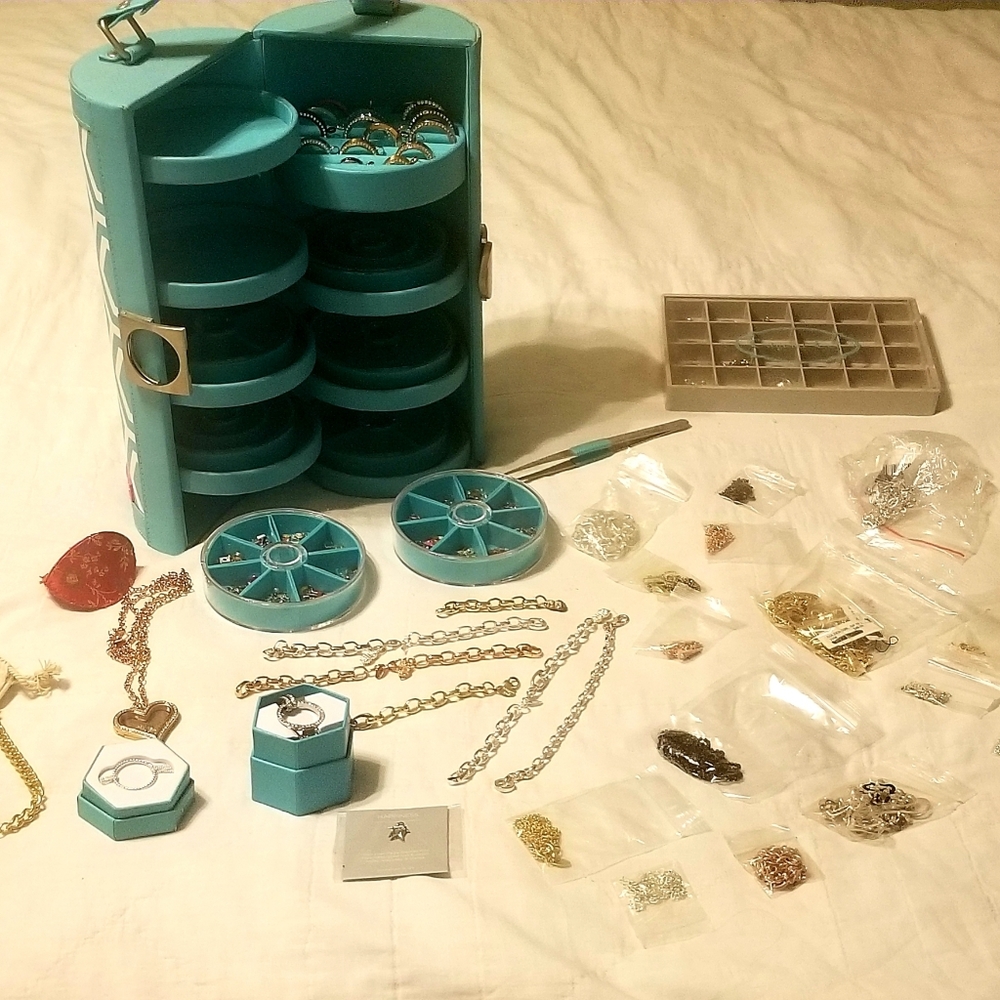 Origami Owl Lot retired case necklace charms